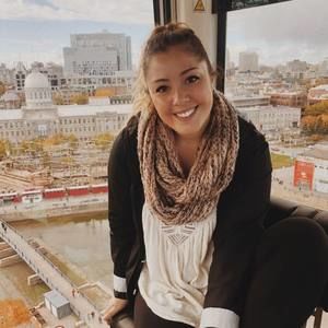 Meet your Posher, Olivia